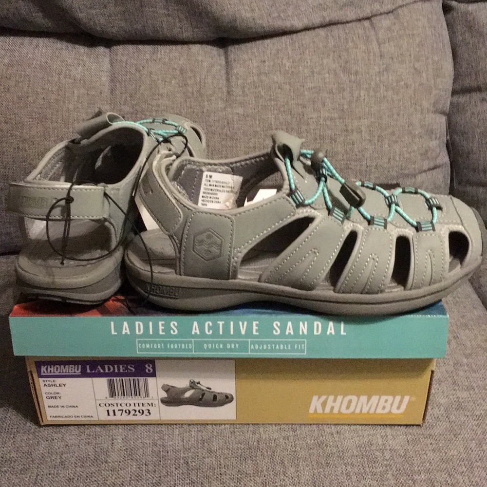 NWT Khombu Grey Women’s Athletic Sandals New!